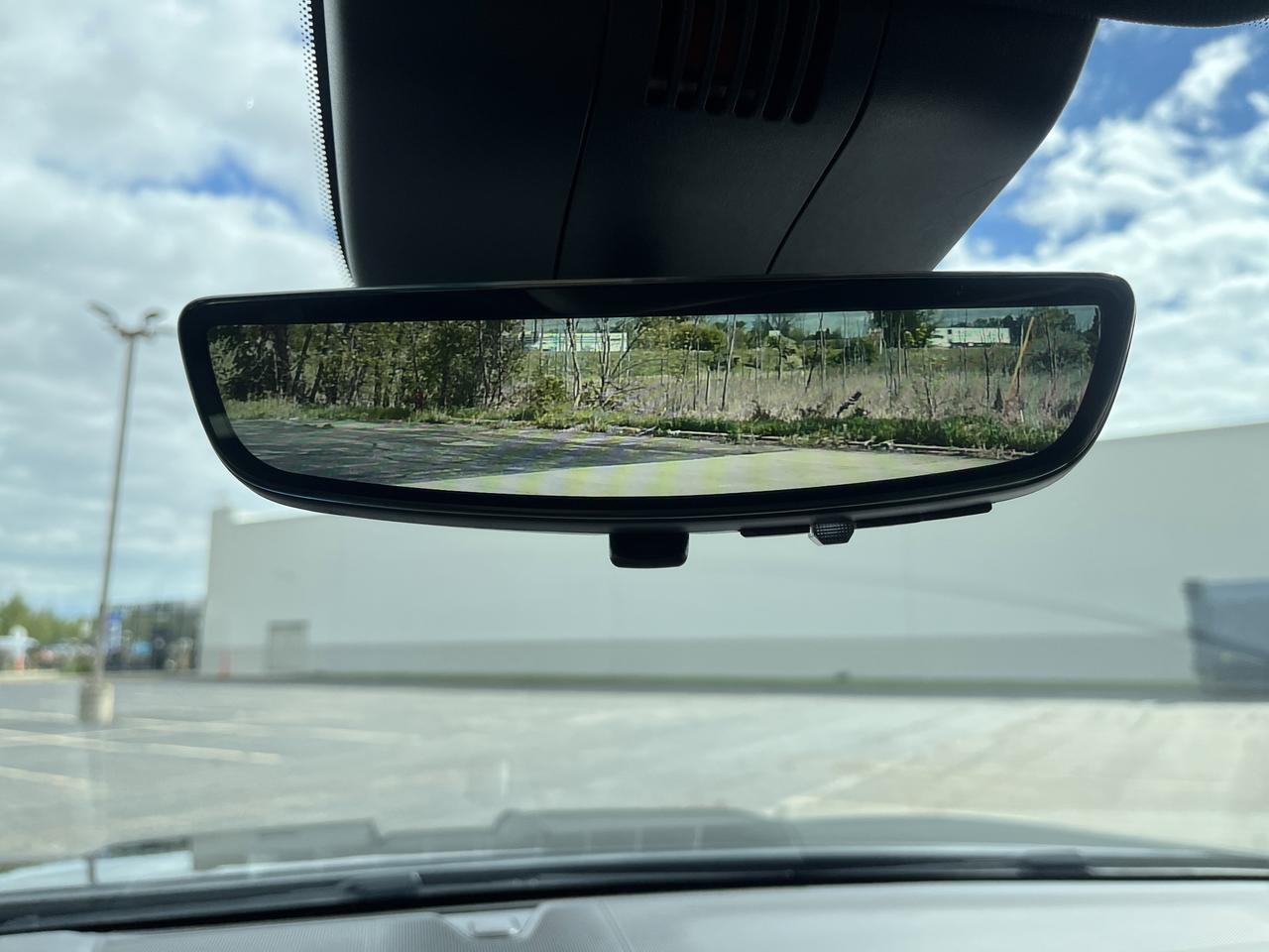 2026 GMC Sierra EV Elevation Extended Range e4WD Premium TechPkgs w/22s Multi-ProTailgate Spray-OnBedliner AdptvCrz Saukville WI