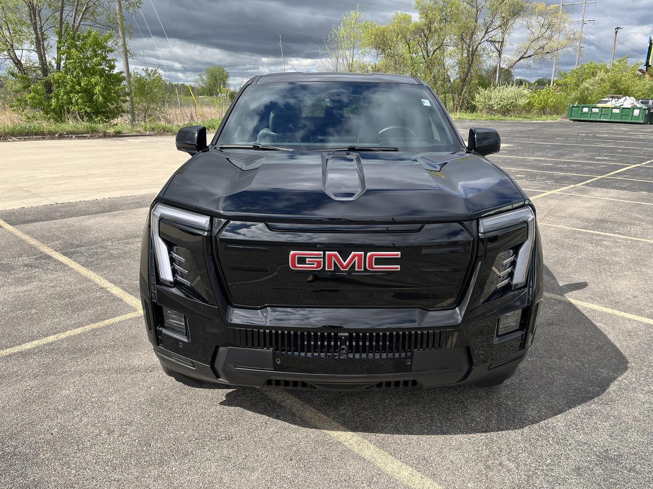2026 GMC Sierra EV Elevation Extended Range e4WD Premium TechPkgs w/22s Multi-ProTailgate Spray-OnBedliner AdptvCrz