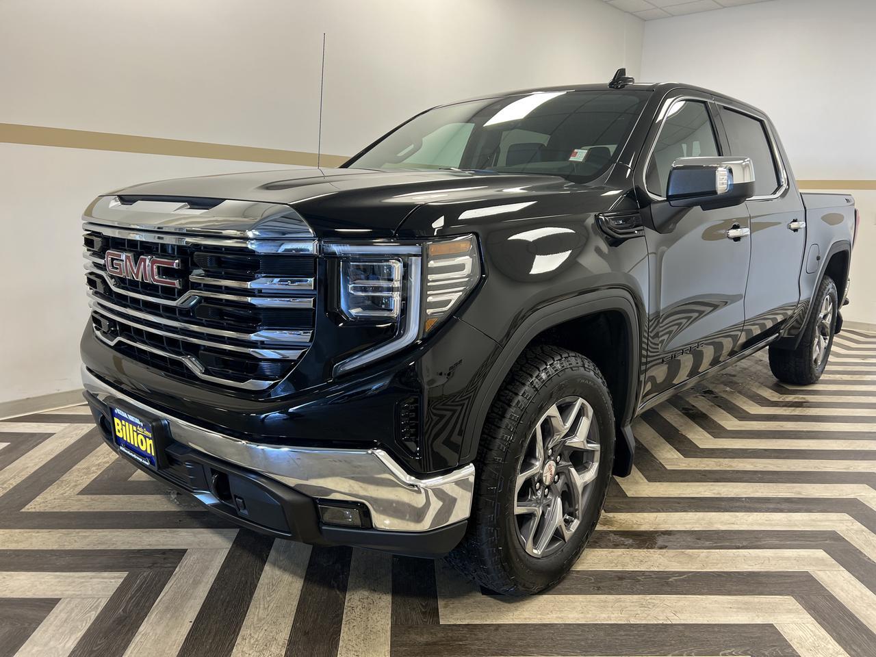 2026 GMC Sierra 1500 SLT Gasoline