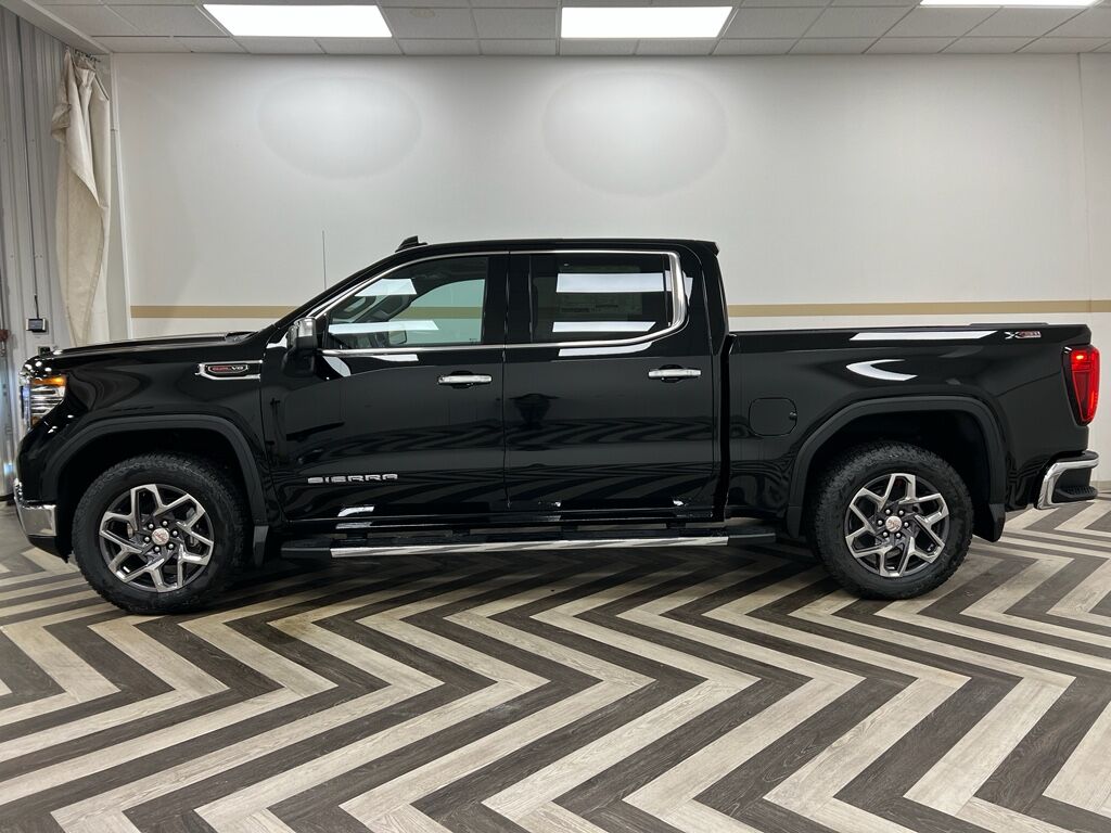 2026 GMC Sierra SLT