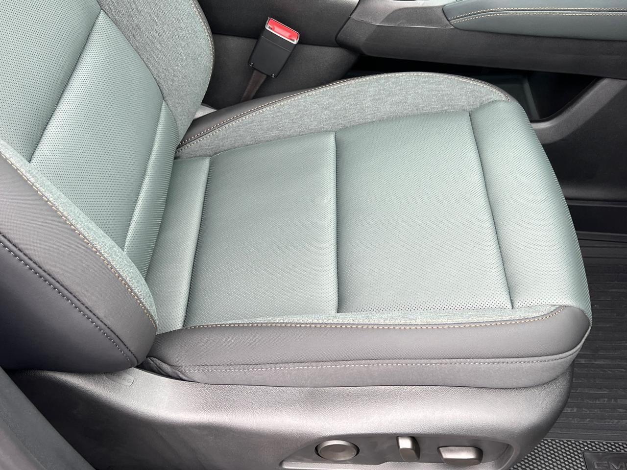 2026 GMC Terrain AT4 Hagerstown MD