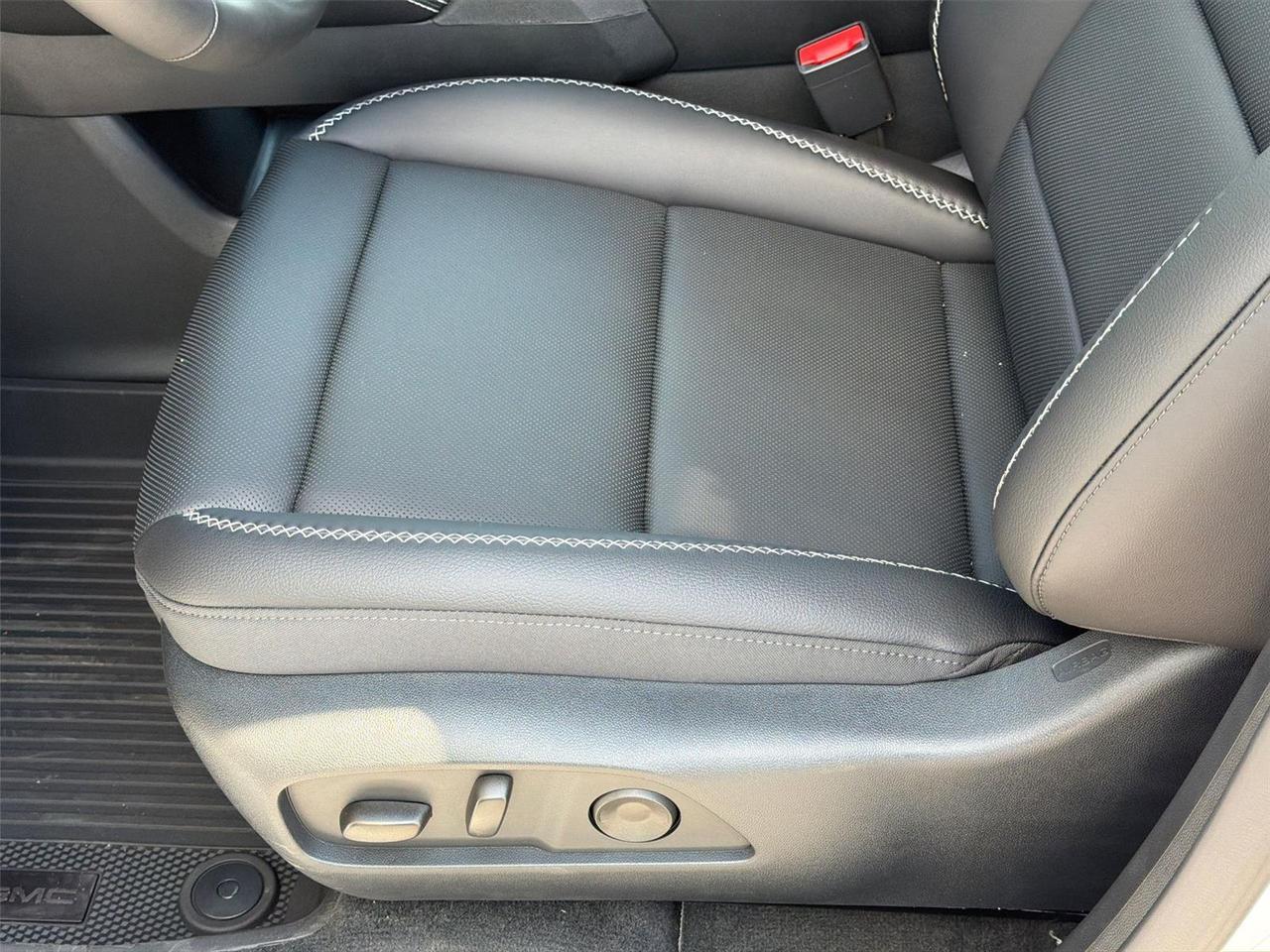 2026 GMC Terrain AWD Denali Hagerstown MD
