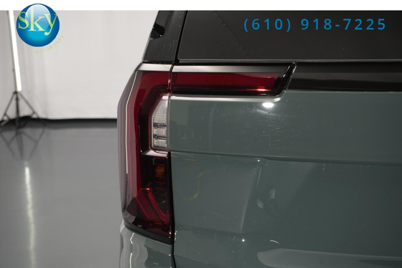2026 GMC Yukon 4WD AT4 Ultimate Night Vision + 22-in Vossen Wheels West Chester PA