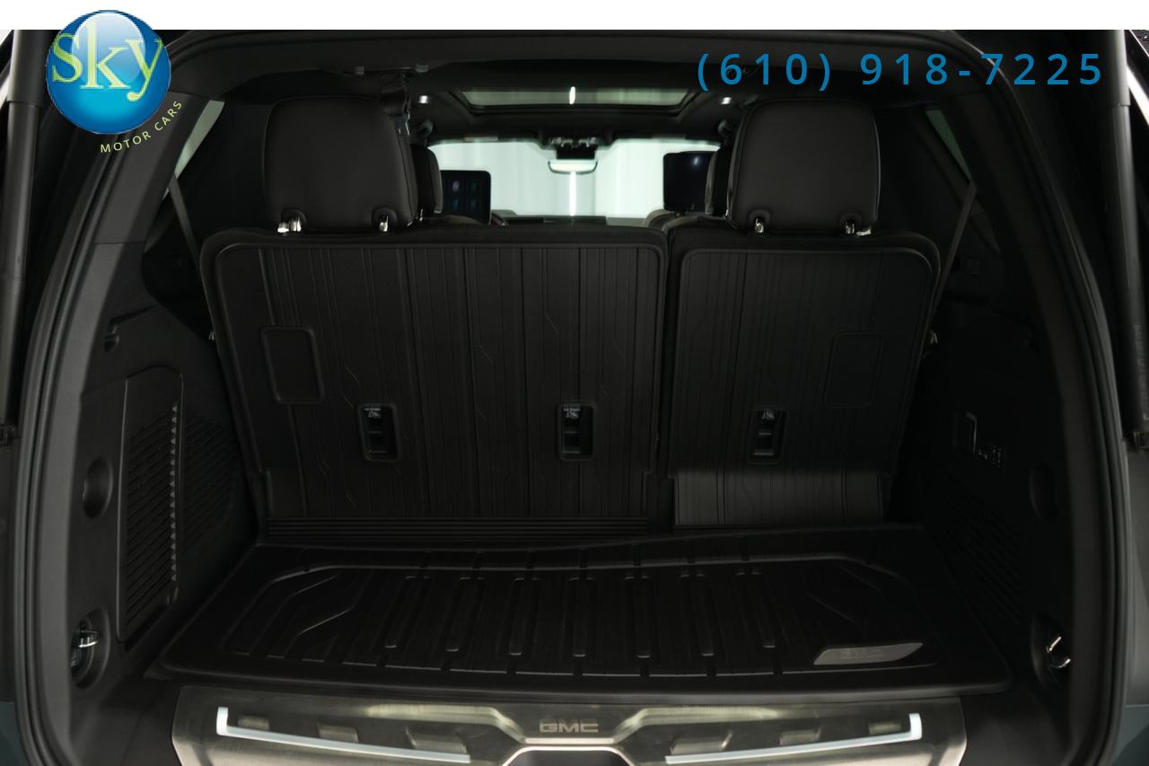 2026 GMC Yukon 4WD AT4 Ultimate Night Vision + 22-in Vossen Wheels West Chester PA