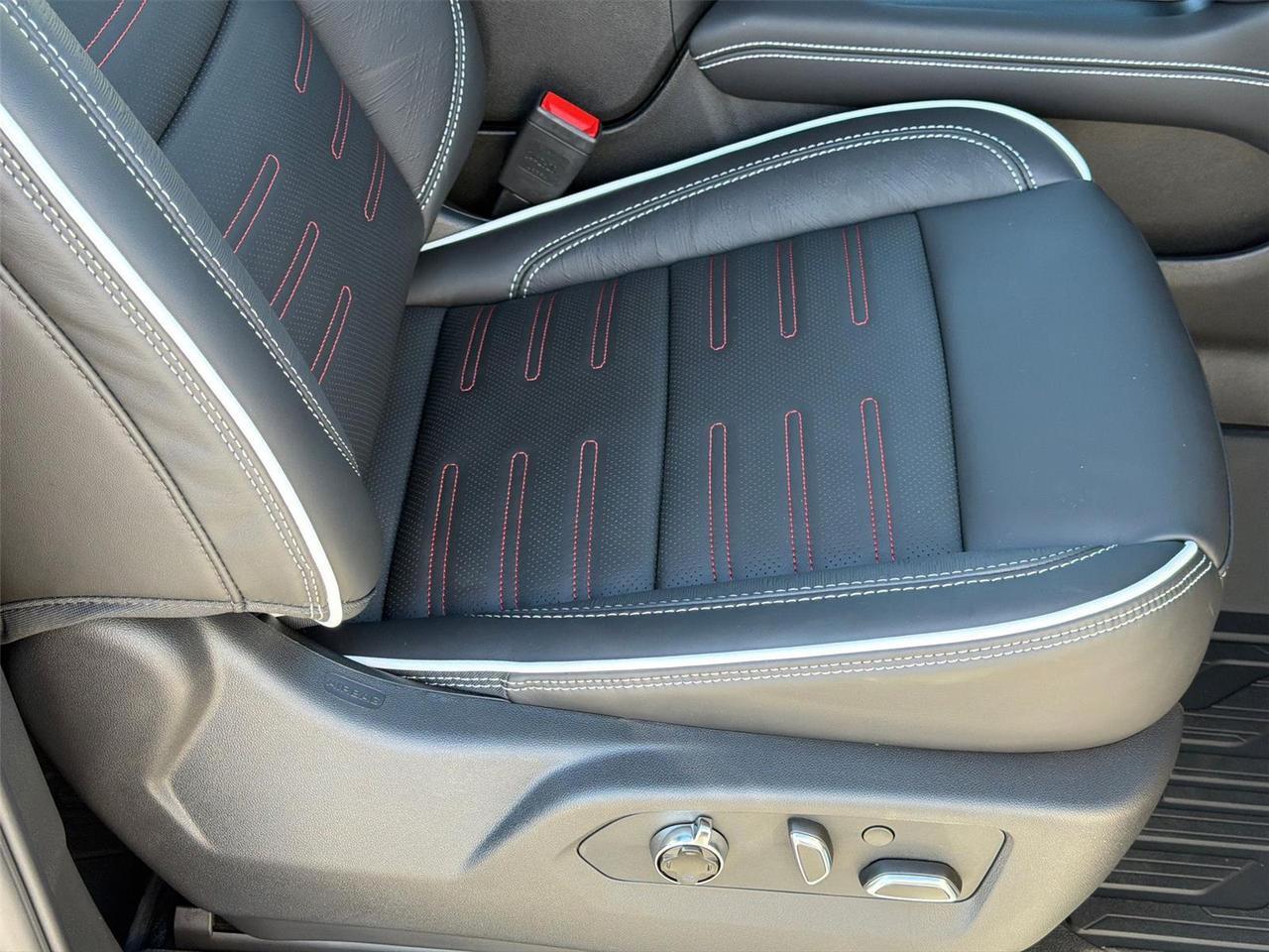 2026 GMC Yukon AT4 Ultimate Hagerstown MD