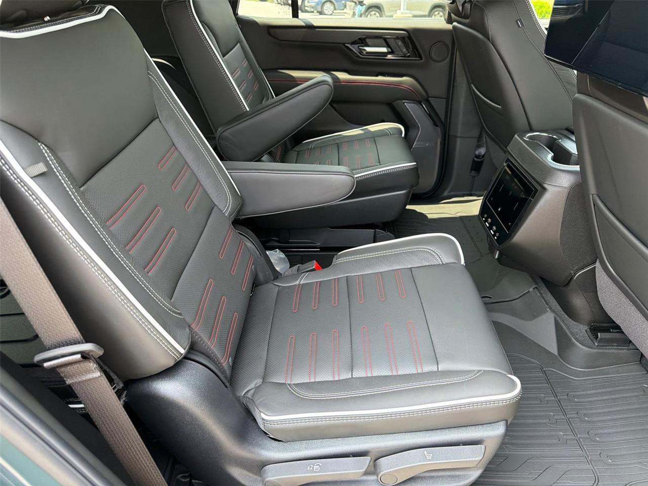 2026 GMC Yukon AT4 Ultimate Hagerstown MD