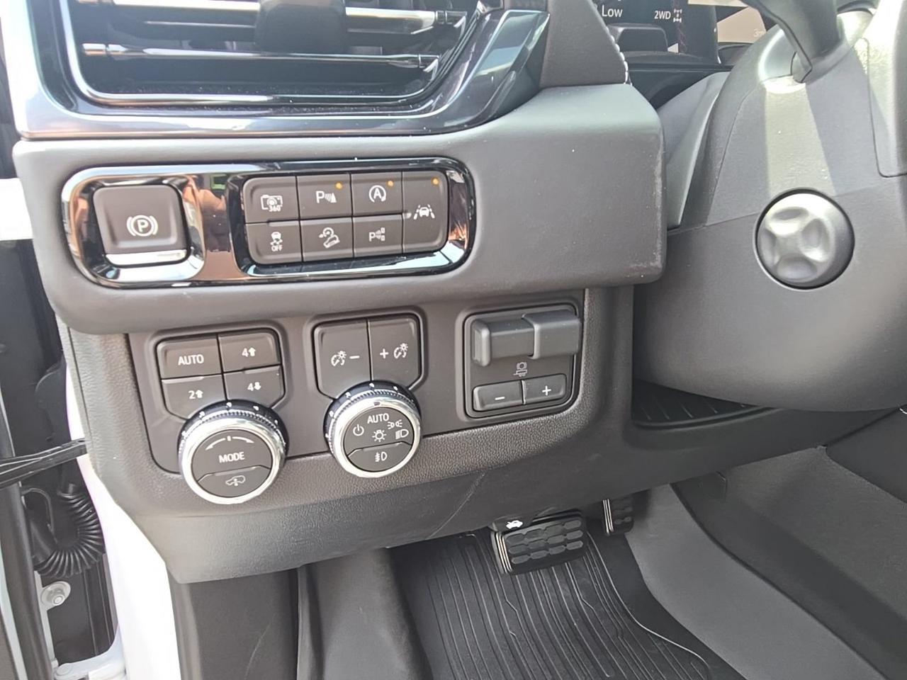 2026 GMC Yukon AT4 Ultimate Fredericksburg VA
