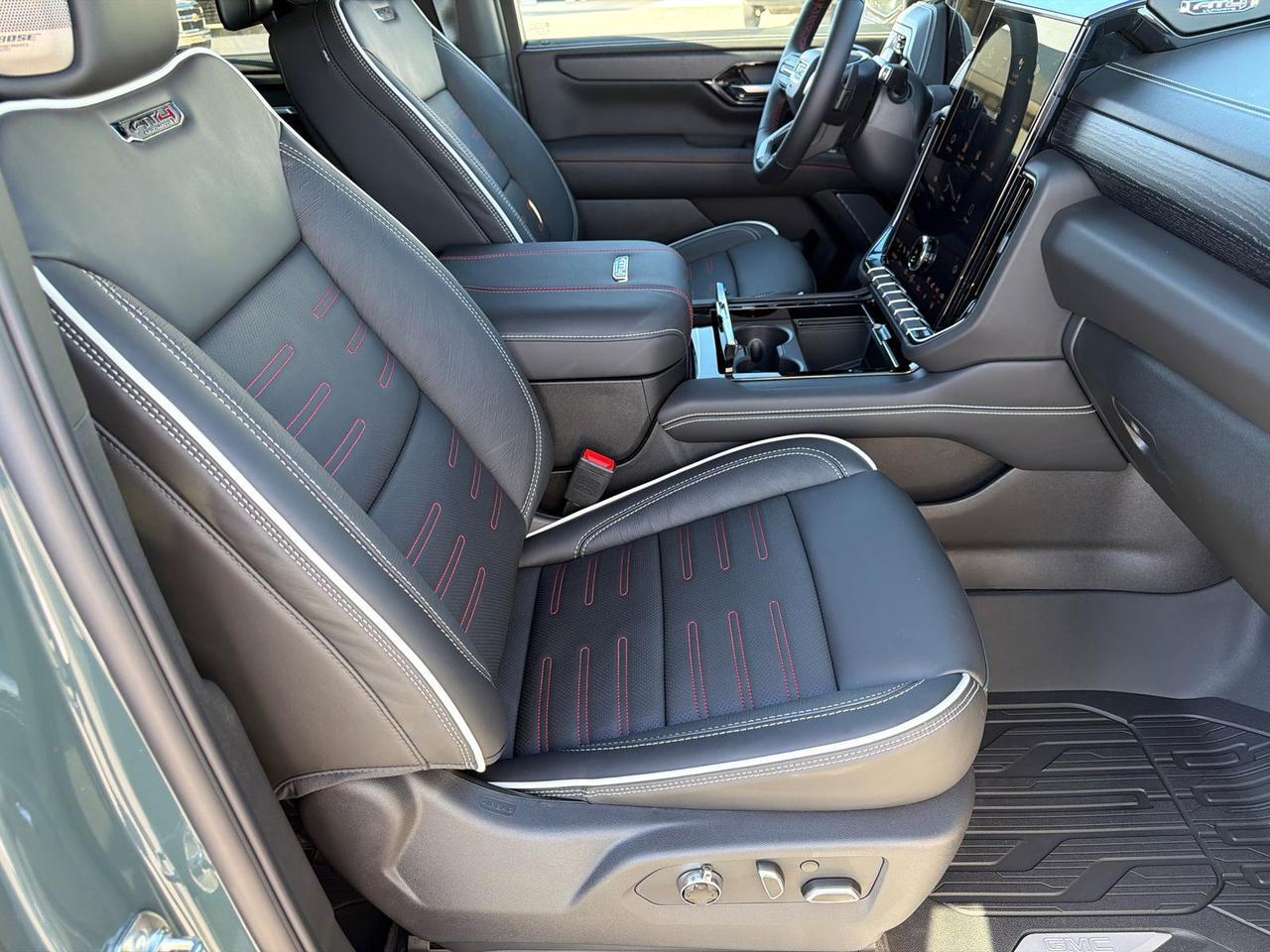 2026 GMC Yukon AT4 Ultimate Hagerstown MD