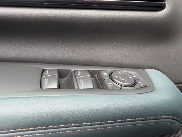 2026 GMC Yukon AT4 Farmington MO