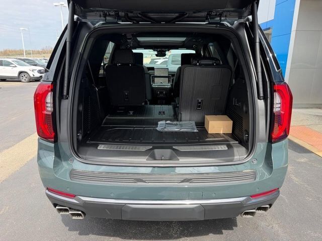 2026 GMC Yukon AT4 Farmington MO