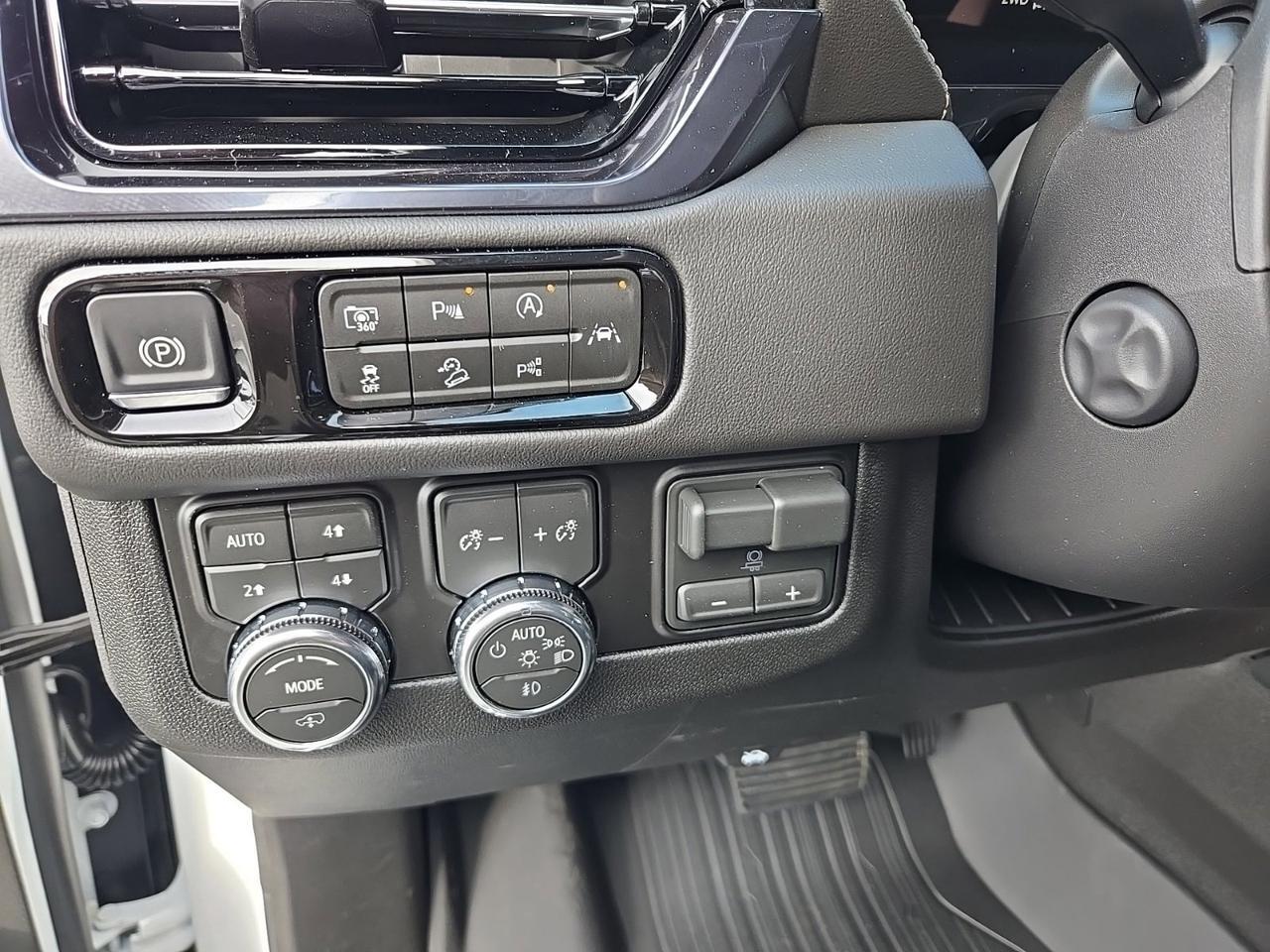 2026 GMC Yukon AT4 Fredericksburg VA