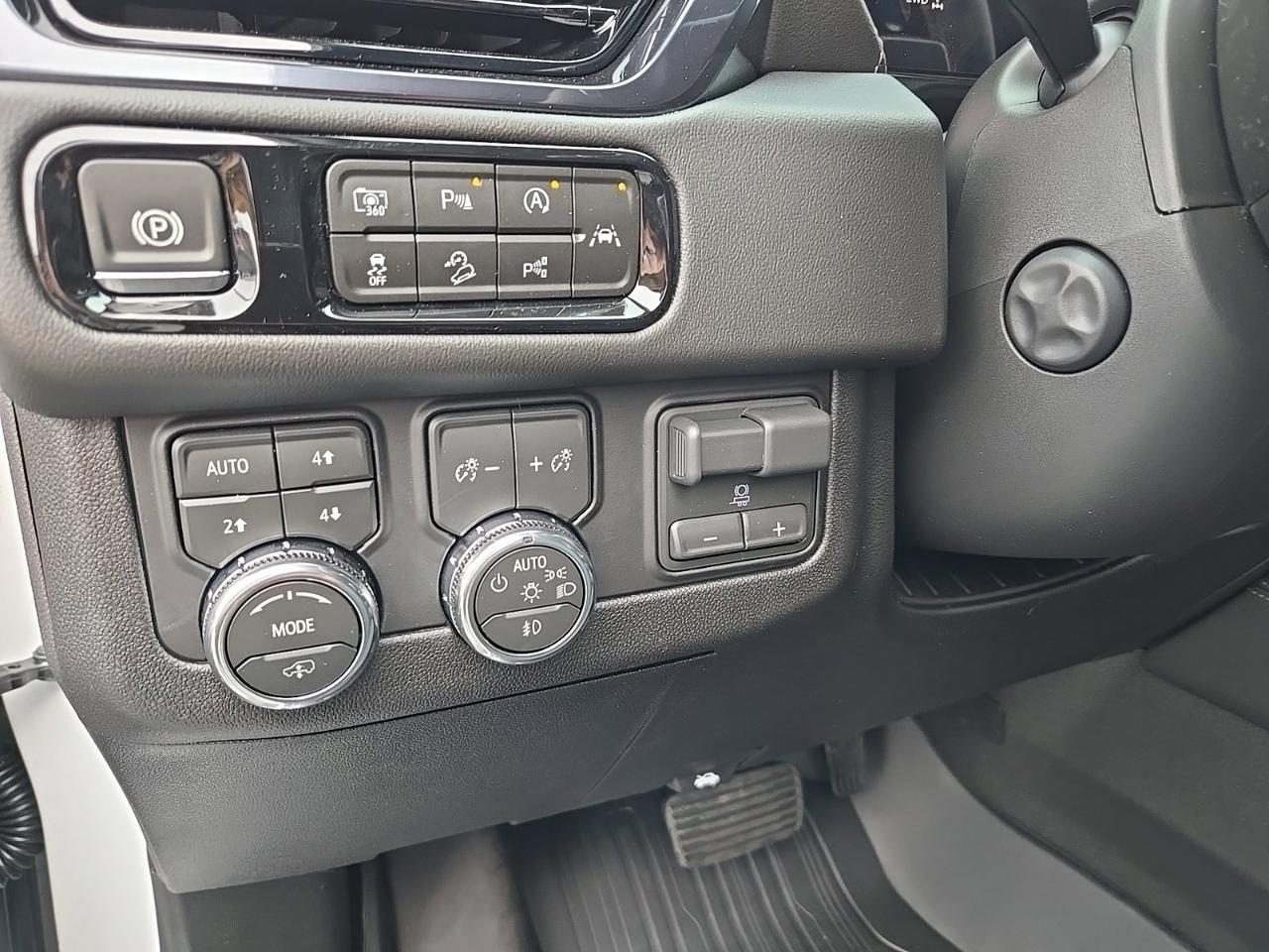 2026 GMC Yukon AT4 Fredericksburg VA