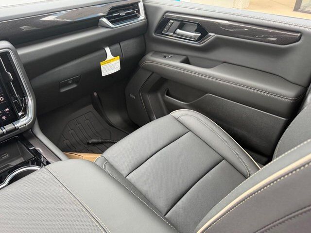 2026 GMC Yukon Elevation Farmington MO