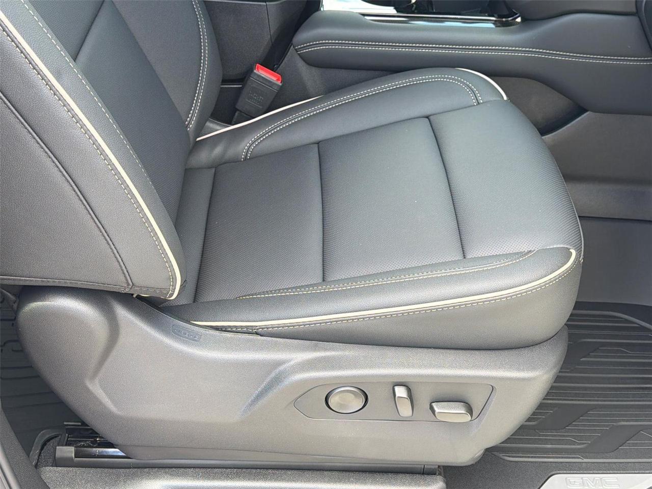 2026 GMC Yukon Elevation Hagerstown MD