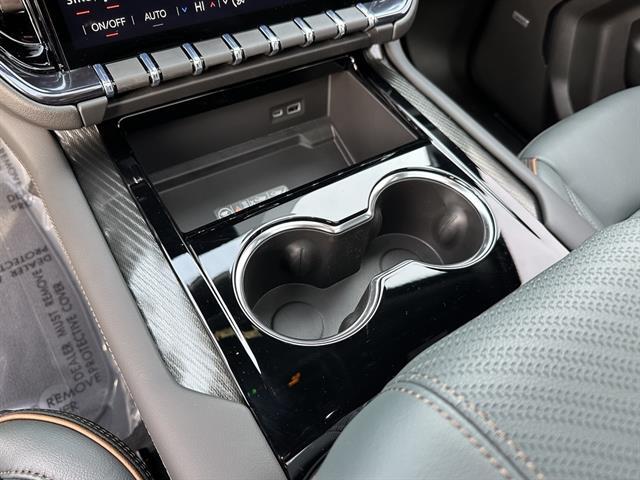 2026 GMC Yukon XL 4WD AT4 Tucson AZ