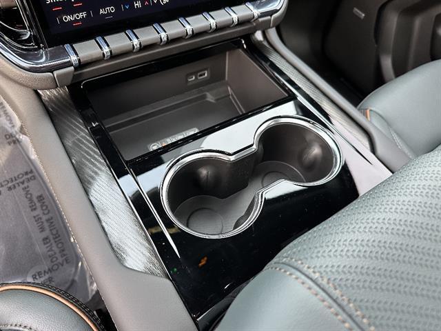 2026 GMC Yukon XL 4WD AT4 Tucson AZ