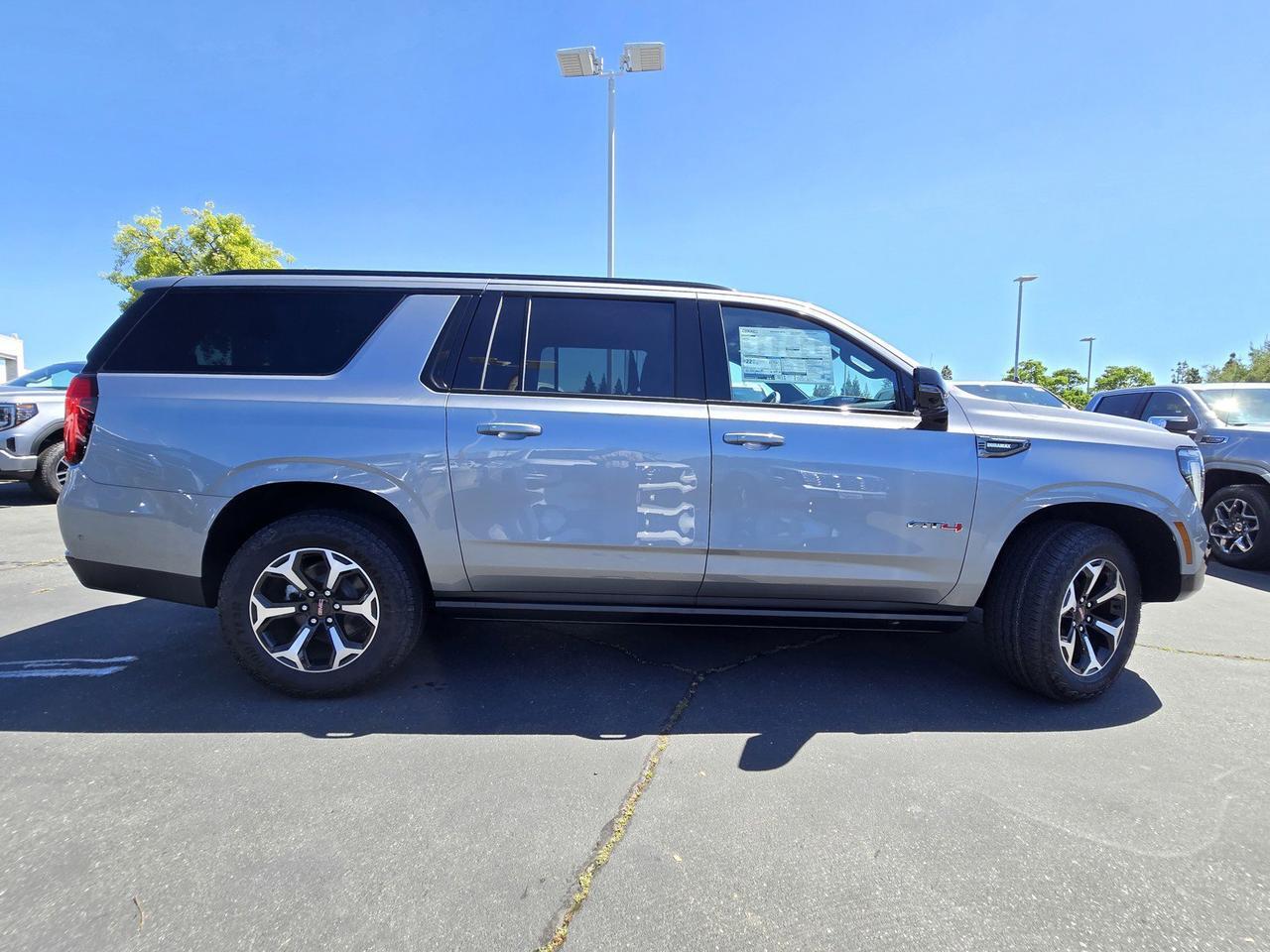 2026 GMC Yukon XL AT4