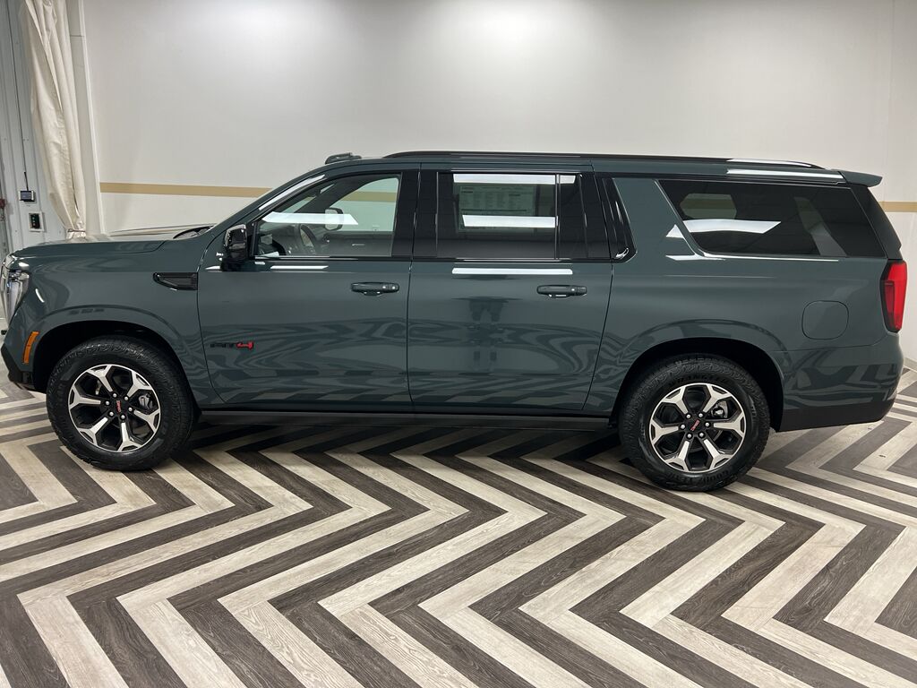 2026 GMC Yukon XL AT4 Ultimate Gasoline