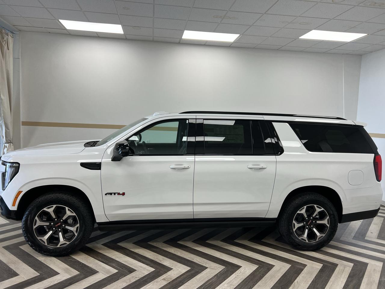 2026 GMC Yukon XL AT4 Ultimate Gasoline
