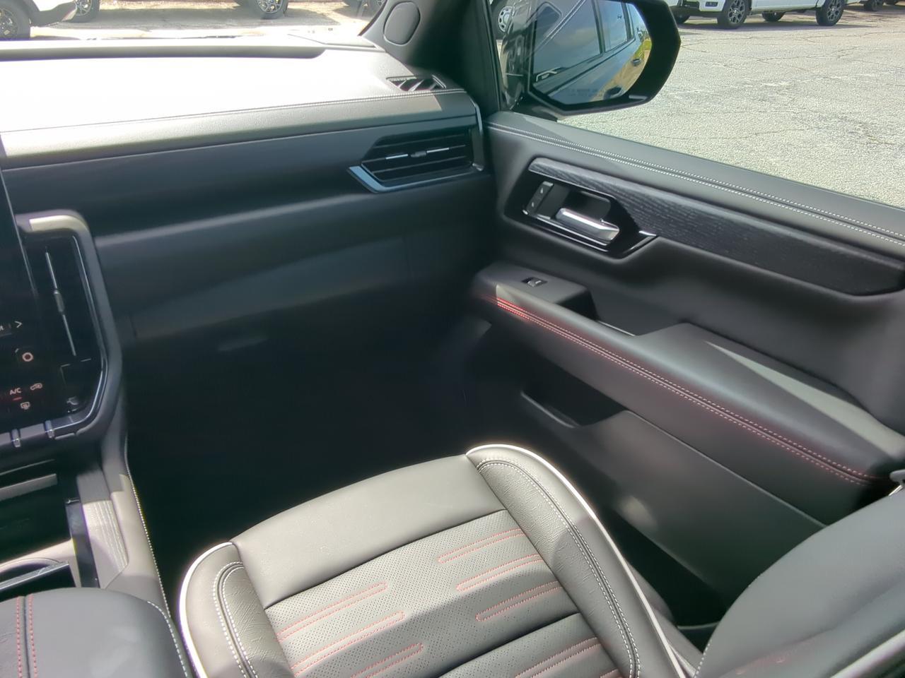 2026 GMC Yukon XL AT4 Ultimate Appleton WI