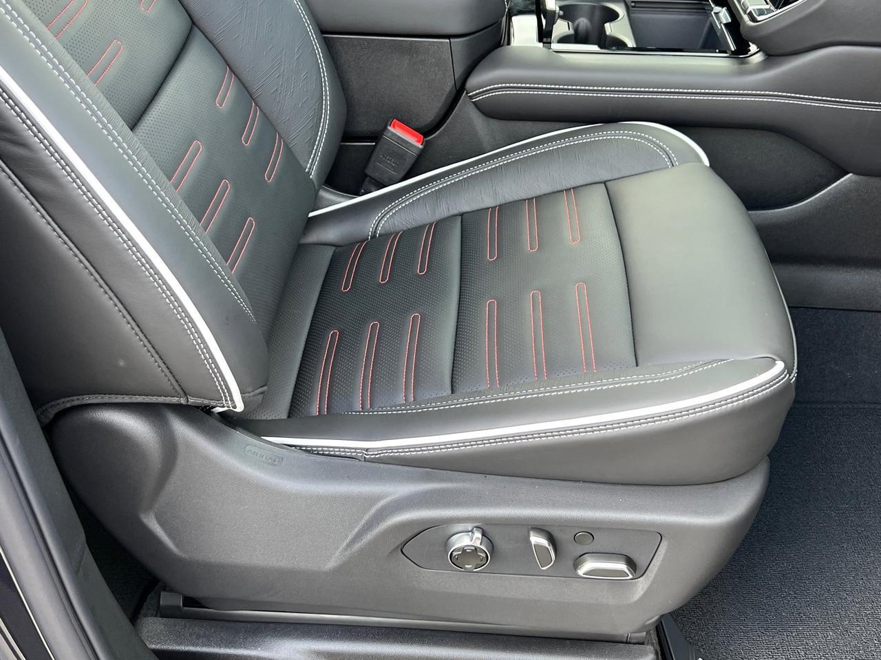 2026 GMC Yukon XL AT4 Ultimate Hagerstown MD