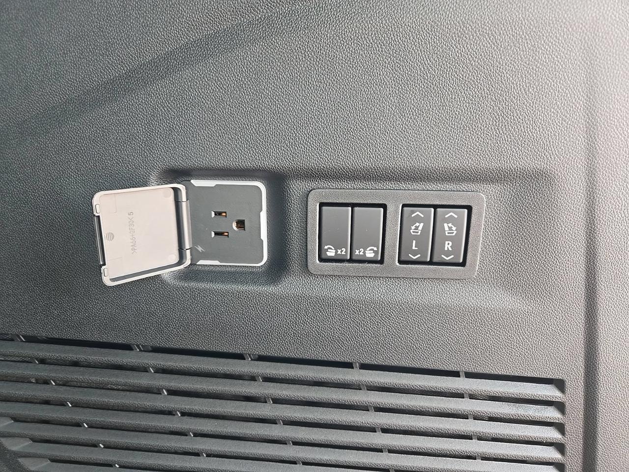 2026 GMC Yukon XL AT4 Fredericksburg VA