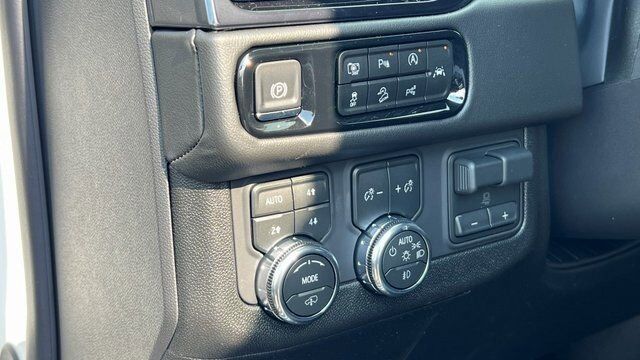 2026 GMC Yukon XL AT4 Fredericksburg VA