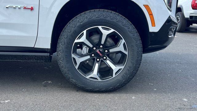 2026 GMC Yukon XL AT4 Fredericksburg VA