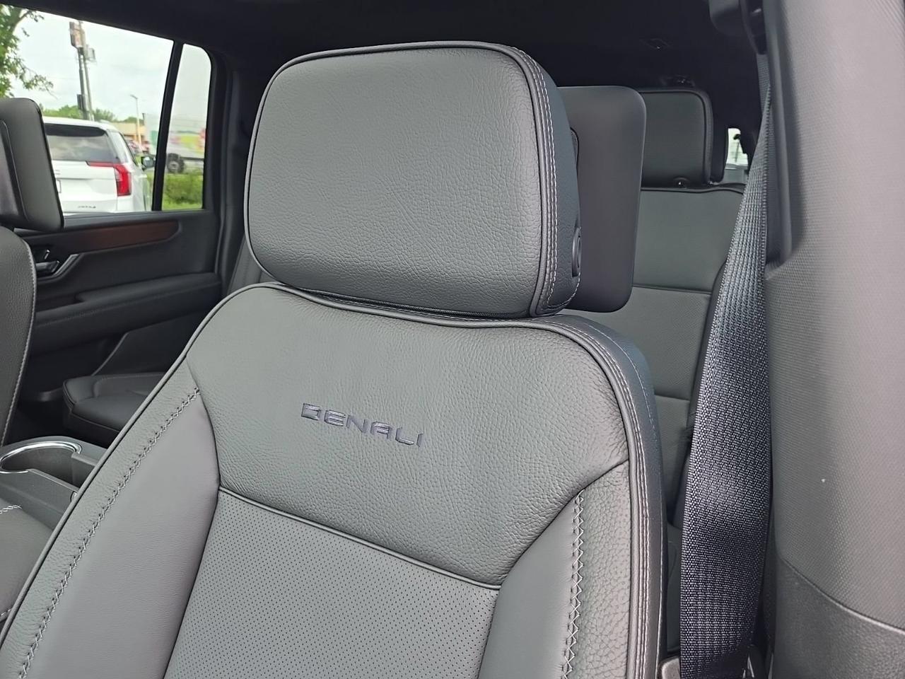 2026 GMC Yukon XL Denali Fredericksburg VA