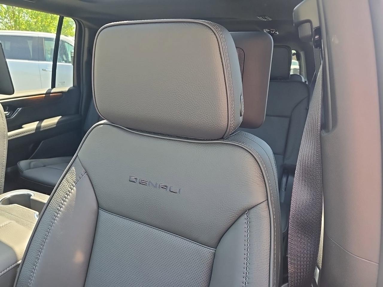 2026 GMC Yukon XL Denali Fredericksburg VA