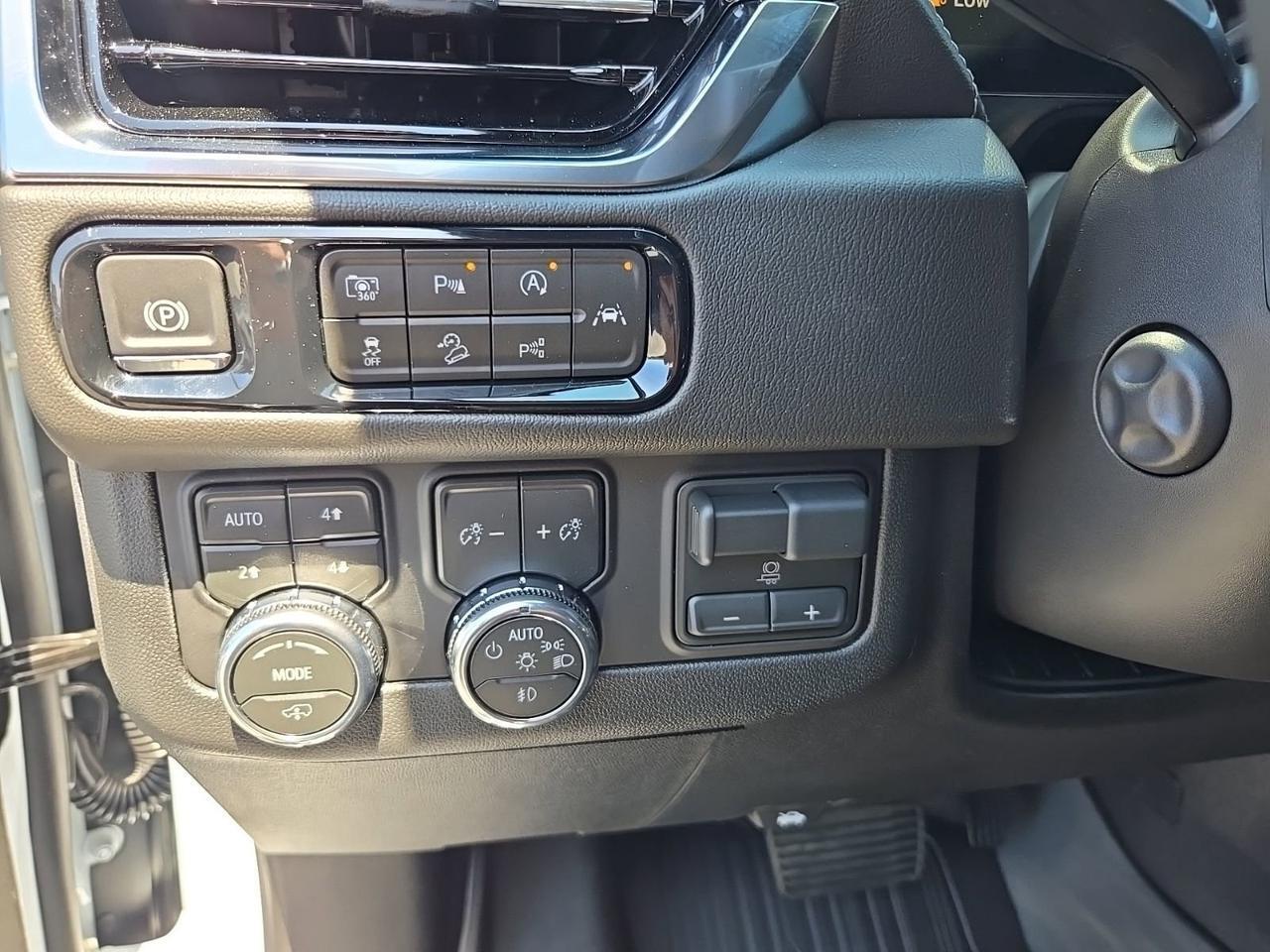 2026 GMC Yukon XL Denali Fredericksburg VA