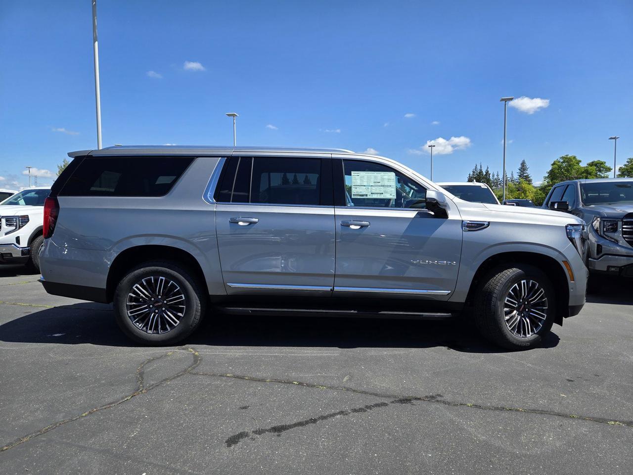 2026 GMC Yukon XL Elevation