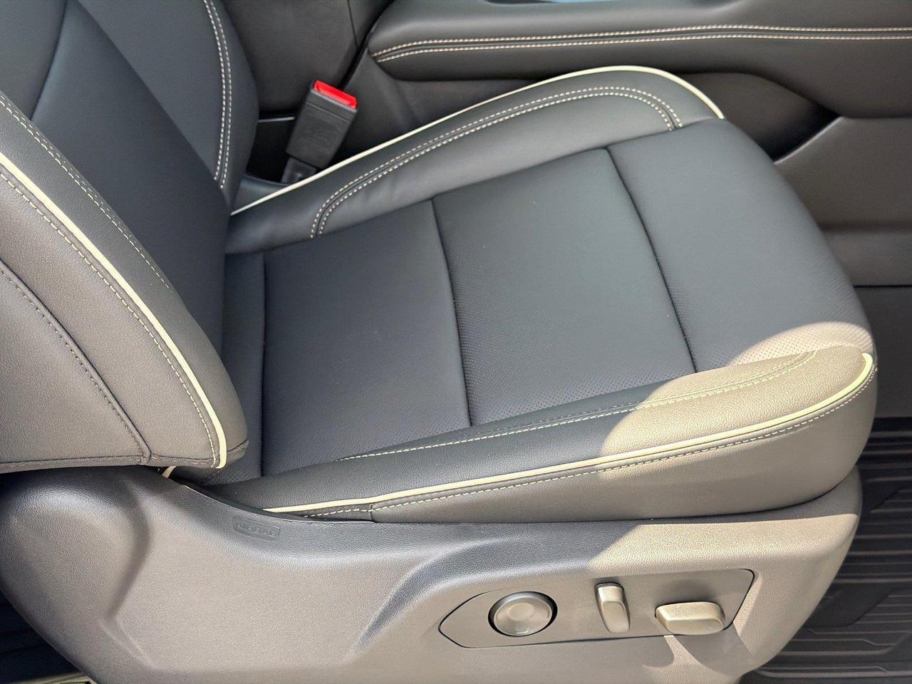 2026 GMC Yukon XL Elevation Hagerstown MD