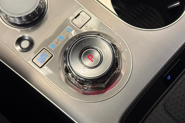 2026 Genesis Electrified GV70 Advanced