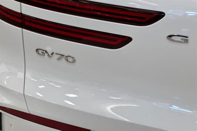 2026 Genesis Electrified GV70 Advanced