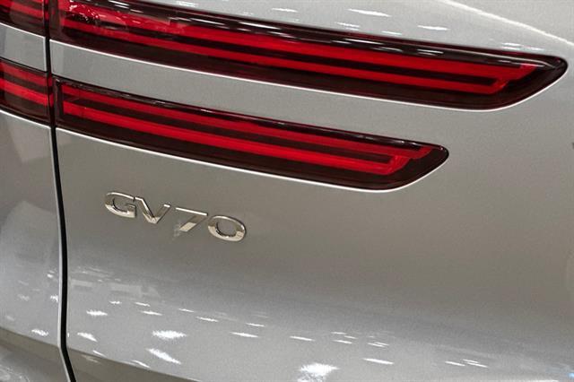 2026 Genesis Electrified GV70 Advanced