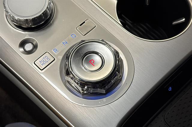 2026 Genesis Electrified GV70 Advanced