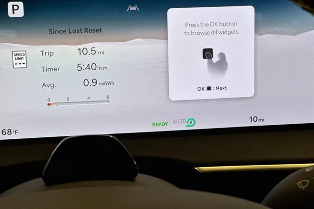 2026 Genesis Electrified GV70 Advanced