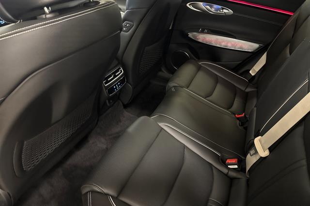 2026 Genesis Electrified GV70 Advanced