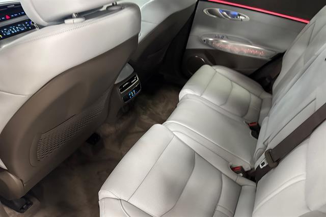 2026 Genesis Electrified GV70 Advanced