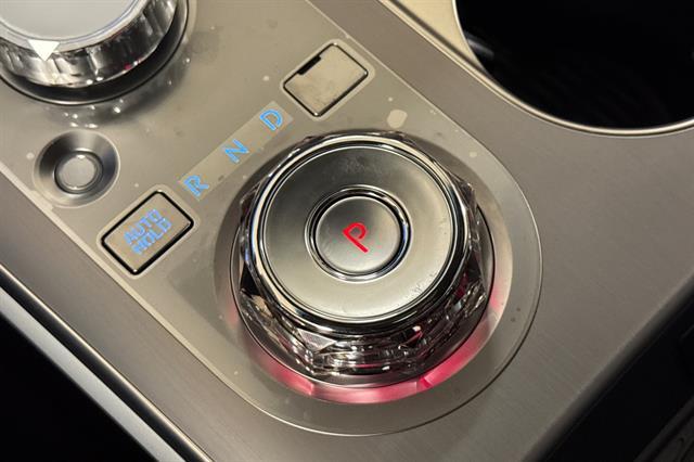 2026 Genesis Electrified GV70 Advanced