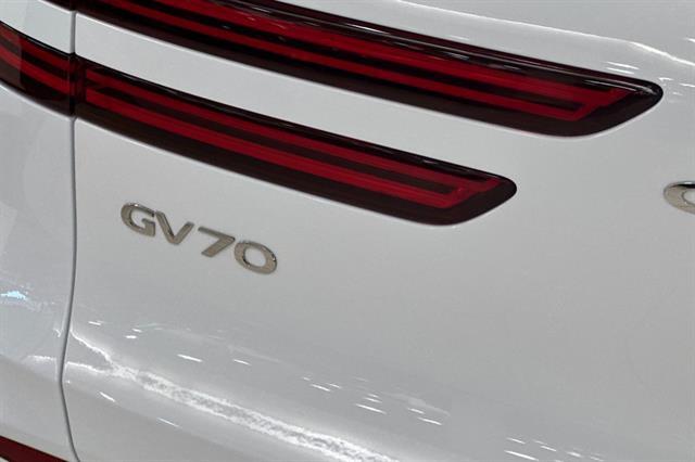 2026 Genesis Electrified GV70 Advanced