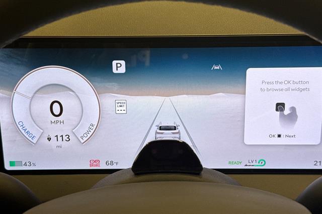 2026 Genesis Electrified GV70 Advanced
