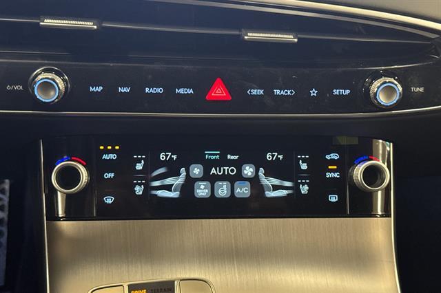 2026 Genesis Electrified GV70 Advanced