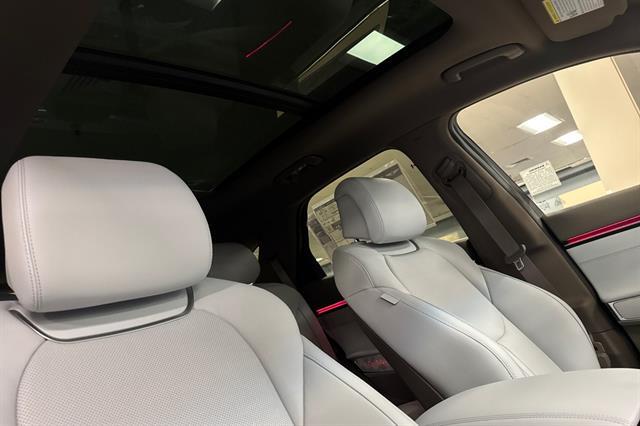 2026 Genesis Electrified GV70 Advanced