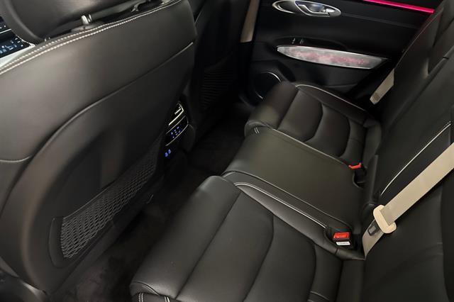 2026 Genesis Electrified GV70 Advanced