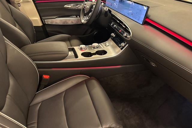 2026 Genesis Electrified GV70 Advanced