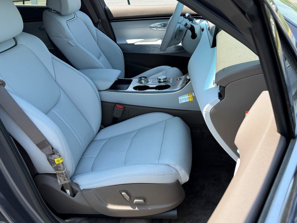 2026 Genesis Electrified GV70 Chantilly VA