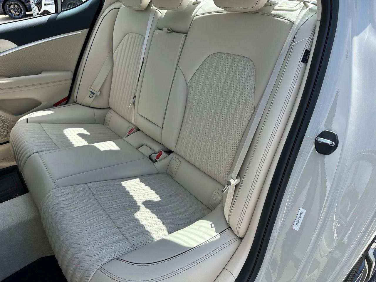 2026 Genesis G70 2.5T Prestige Chantilly VA