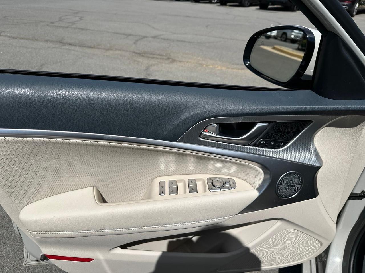 2026 Genesis G70 2.5T Prestige Chantilly VA